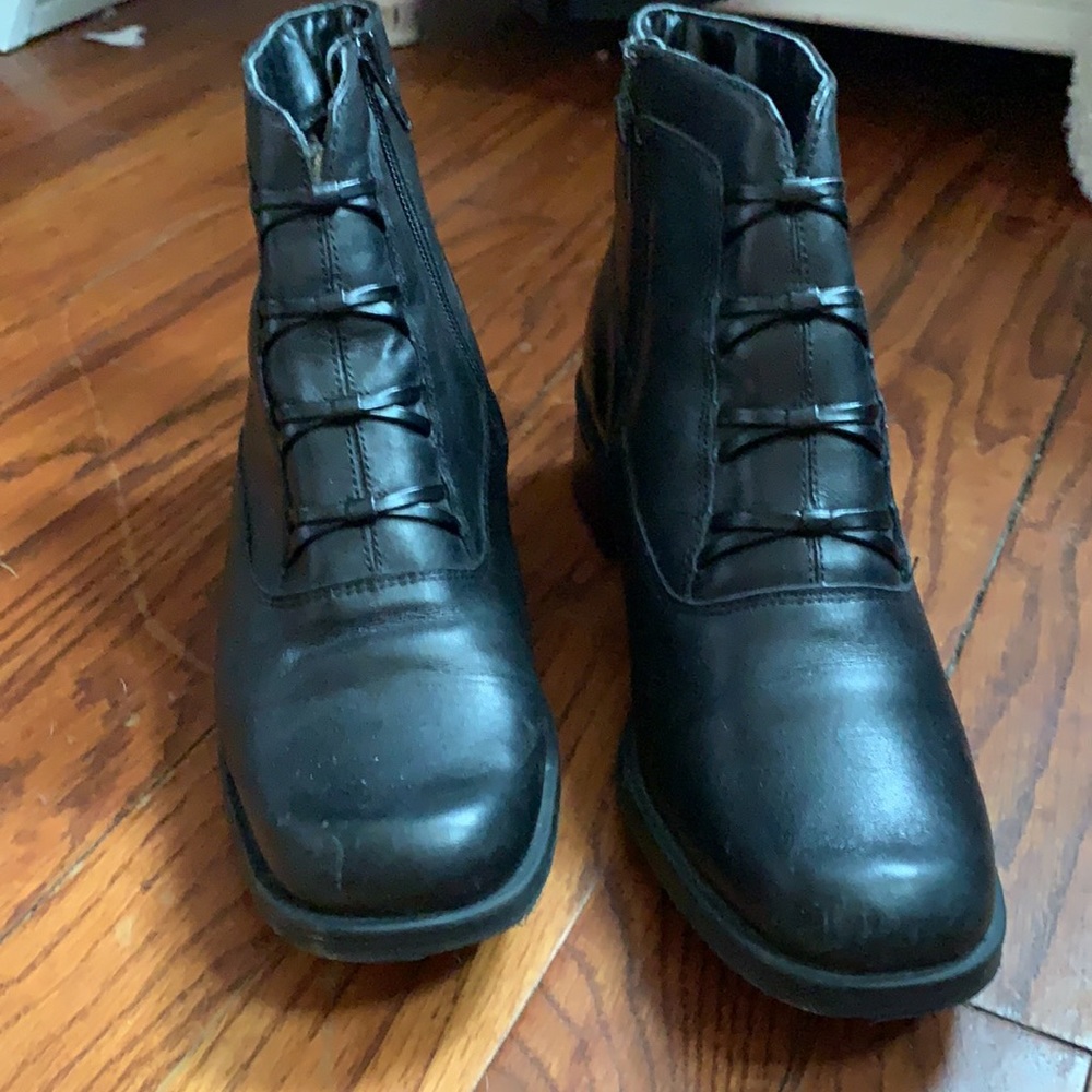 Vintage style ankle boot| croft & barrow